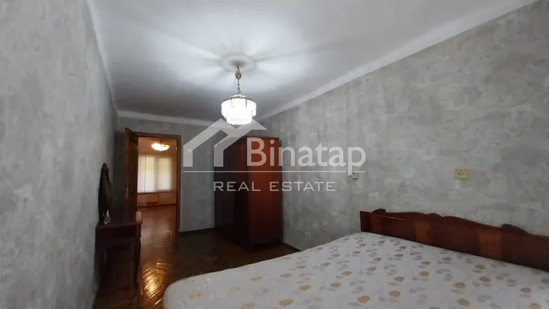 Satılır 3 otaqlı köhnə tikili 75 m², Elmlər Akademiyası m.