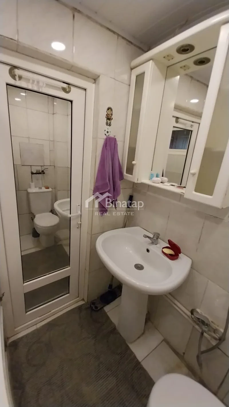 Satılır 3 otaqlı köhnə tikili 75 m², Elmlər Akademiyası m. — şəkil 13