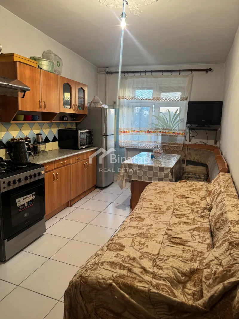 Satılır 2 otaqlı köhnə tikili 75 m², Gənclik m. — şəkil 3