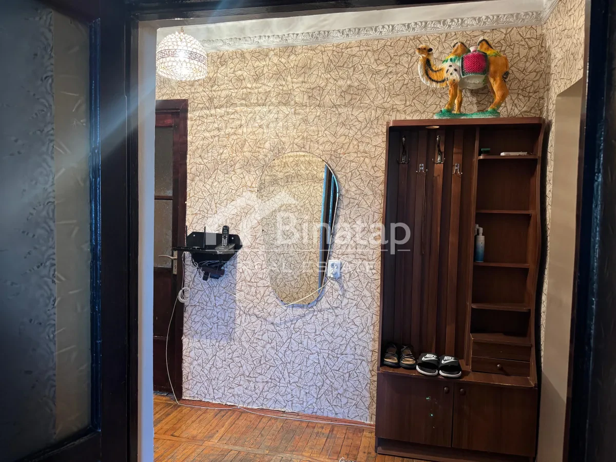 Satılır 2 otaqlı köhnə tikili 75 m², Gənclik m. — şəkil 7