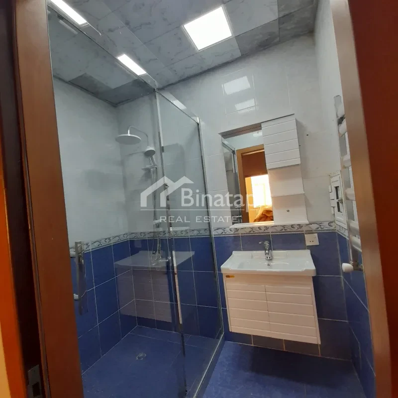 İcarəyə verilir 3 otaqlı yeni tikili 100 m², İnşaatçılar m. — şəkil 6