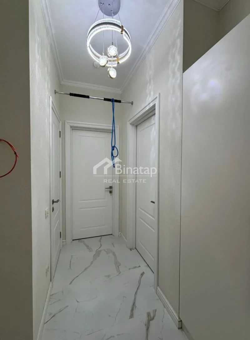 Satılır 2 otaqlı yeni tikili 50 m², İnşaatçılar m. — şəkil 8