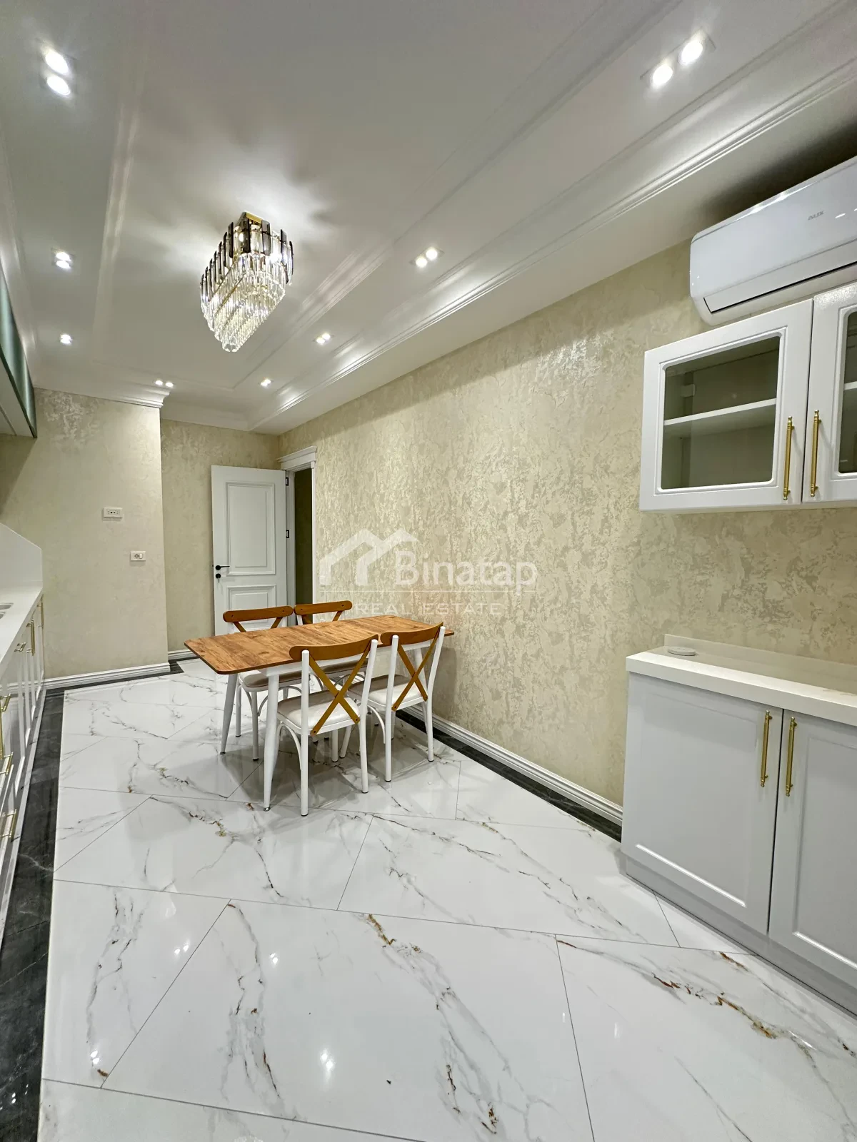 Satılır 2 otaqlı yeni tikili 108 m², 28 May m. — şəkil 5