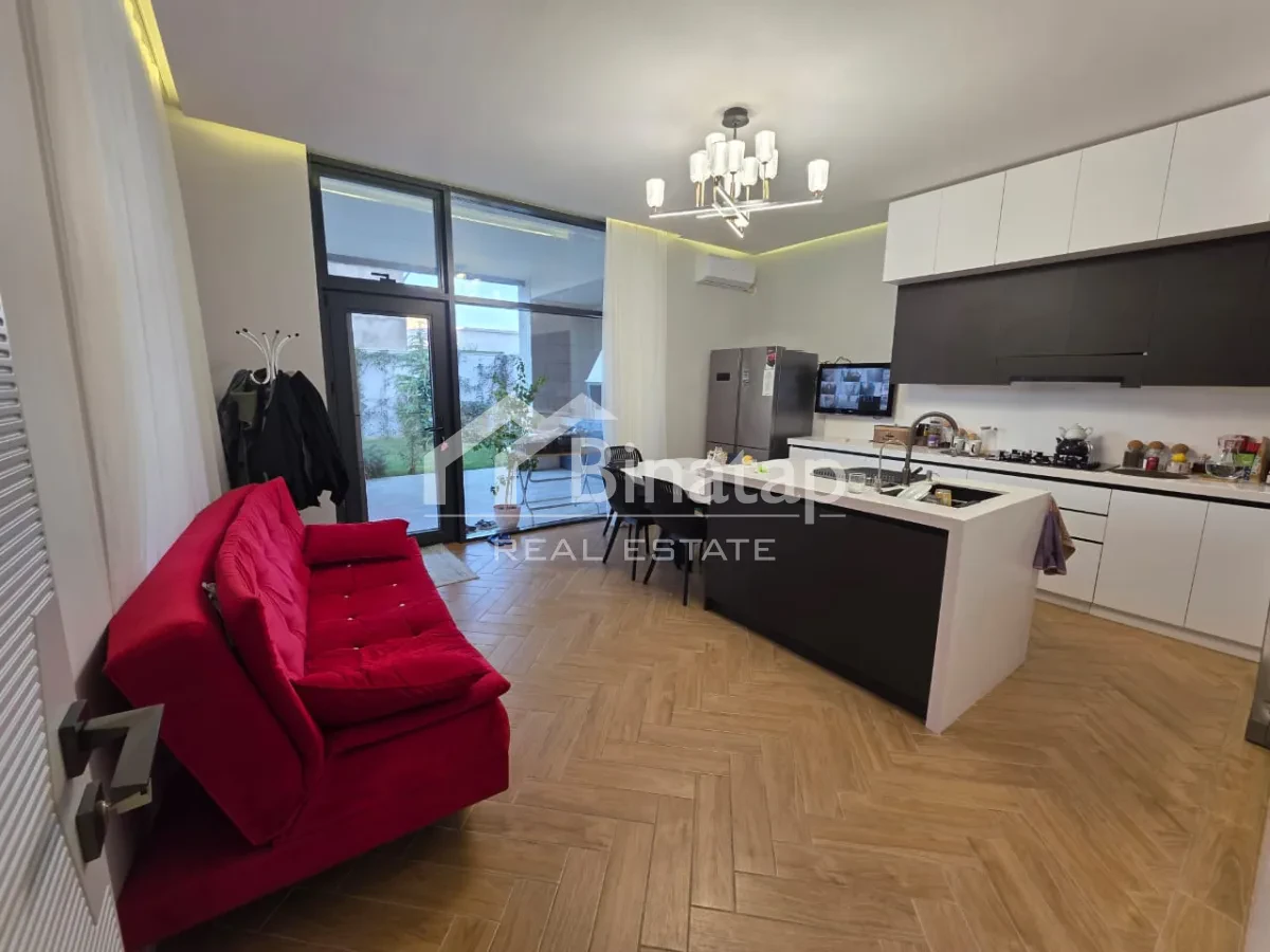 Satılır 8 otaqlı həyət evi / bağ evi 400 m², Badamdar qəs. — şəkil 20