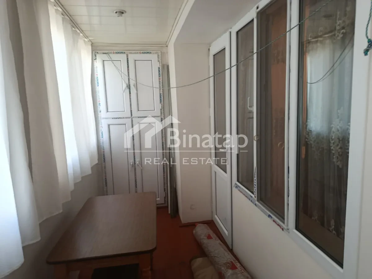 Satılır 3 otaqlı köhnə tikili 64.5 m², Memar Əcəmi m. — şəkil 3