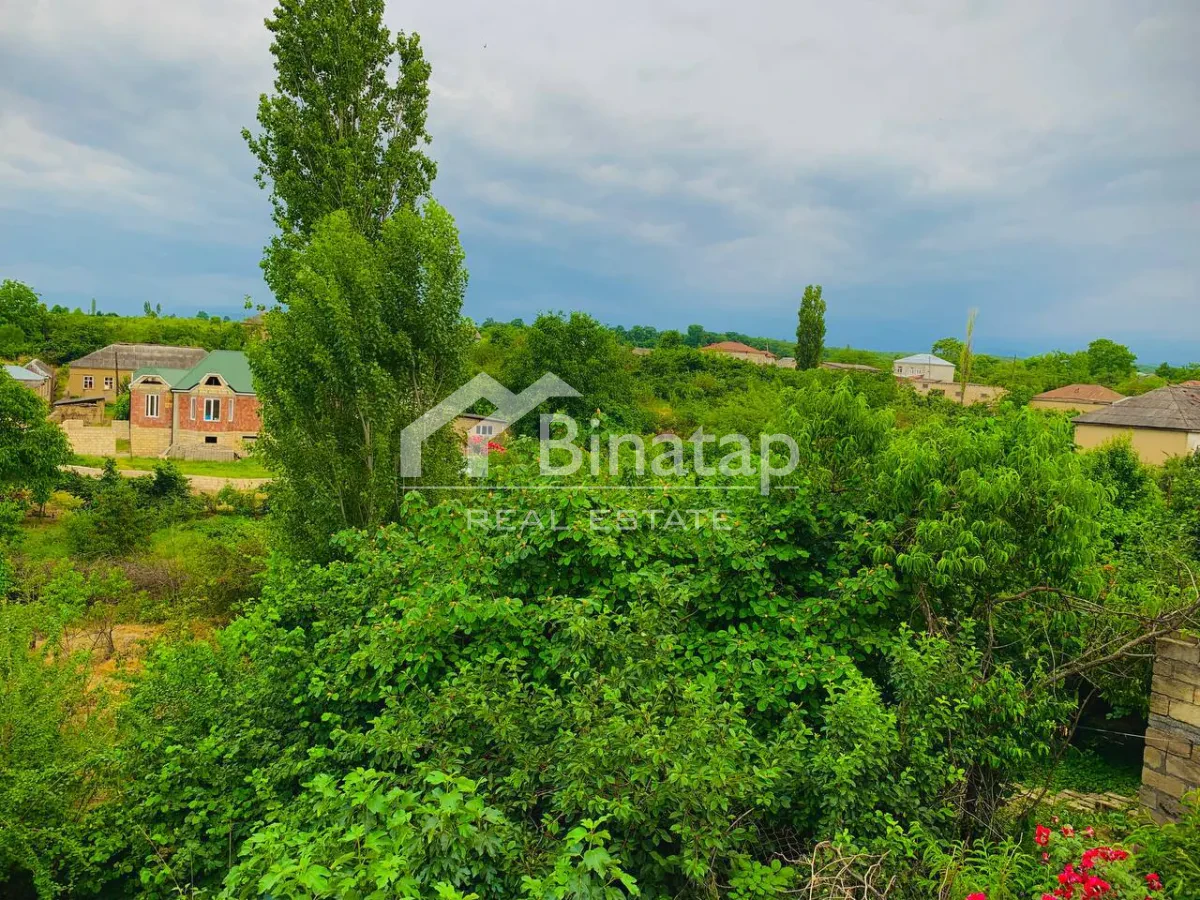 Satılır 6 otaqlı həyət evi / bağ evi 1800 m², Quba r. — şəkil 12