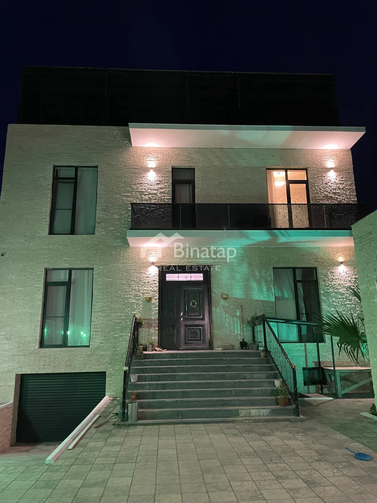 Satılır 6 otaqlı həyət evi / bağ evi 400 m², Badamdar qəs. — şəkil 1