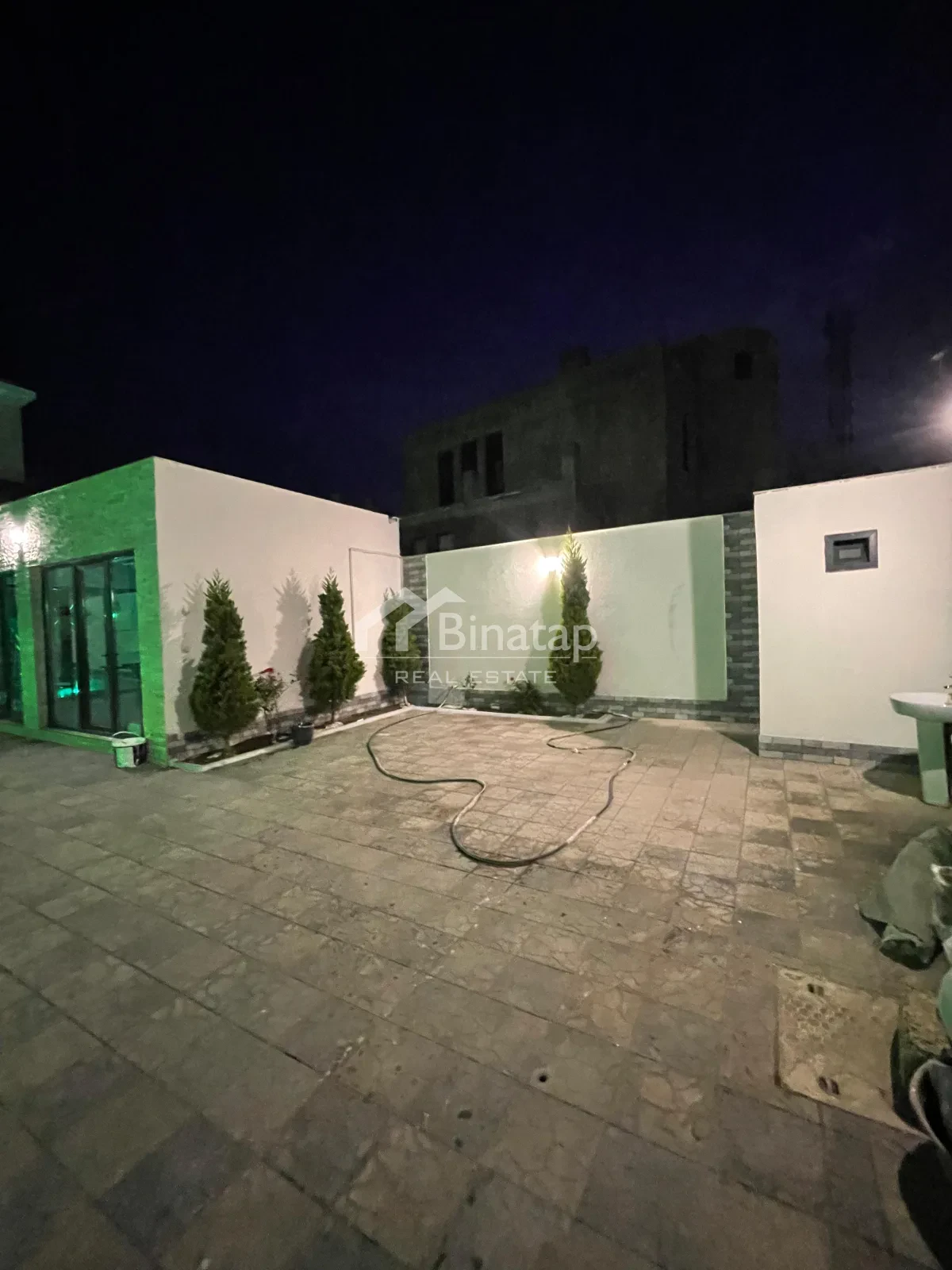 Satılır 6 otaqlı həyət evi / bağ evi 400 m², Badamdar qəs. — şəkil 3