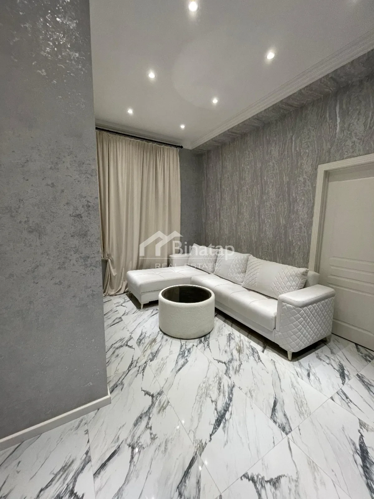 Satılır 6 otaqlı həyət evi / bağ evi 400 m², Badamdar qəs. — şəkil 13