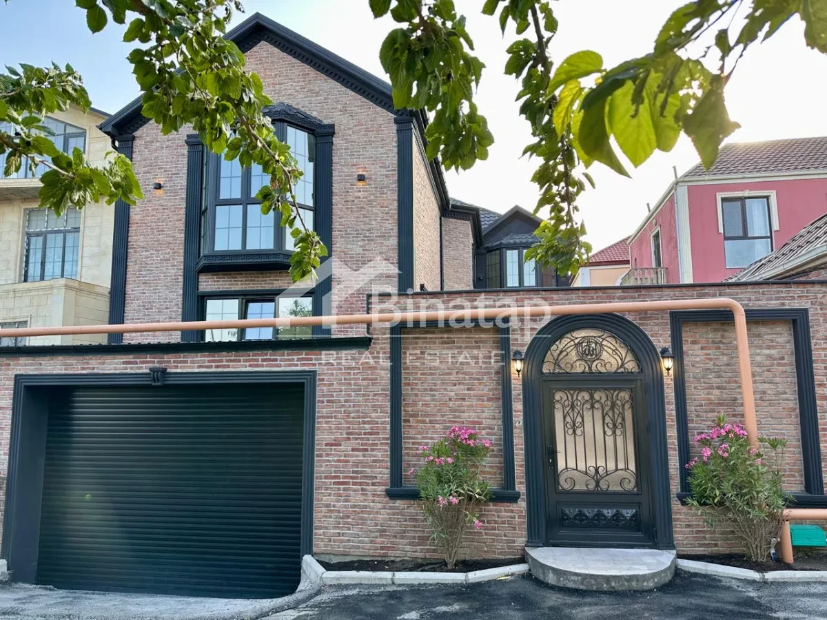 Satılır 5 otaqlı həyət evi / bağ evi 250 m², Badamdar qəs. — şəkil 2