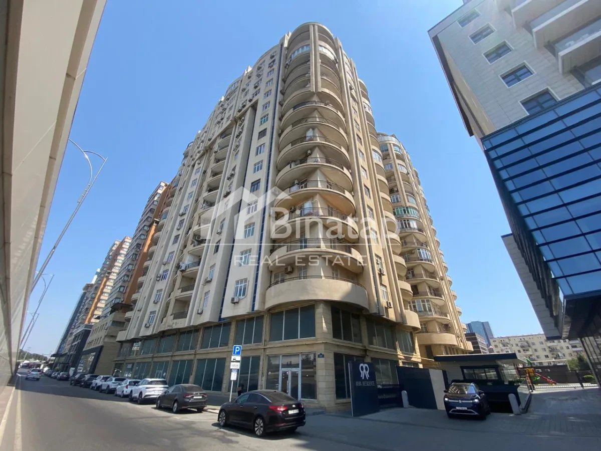 Satılır 4 otaqlı yeni tikili 170 m², Xətai m. — şəkil 1