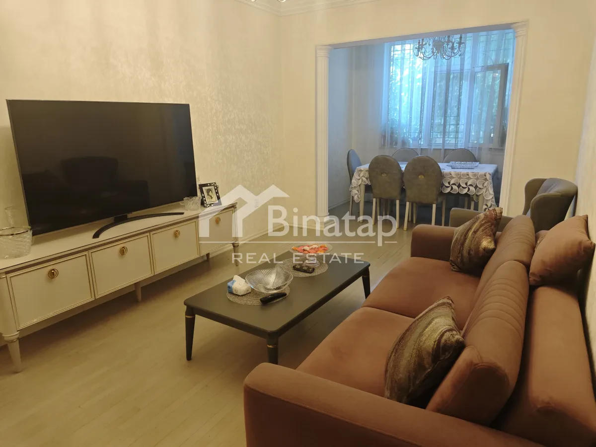 Satılır 3 otaqlı köhnə tikili 70 m², Elmlər Akademiyası m. — şəkil 1
