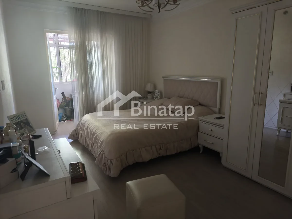 Satılır 3 otaqlı köhnə tikili 70 m², Elmlər Akademiyası m. — şəkil 7