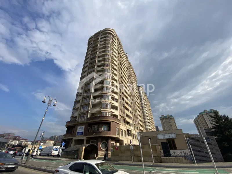Satılır 3 otaqlı yeni tikili 165 m², Xətai m. — şəkil 2