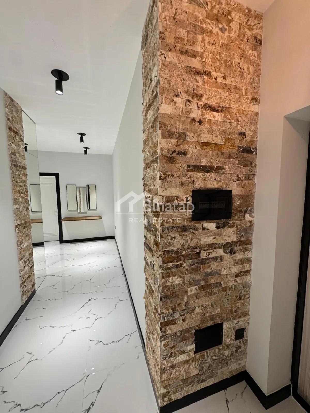 İcarəyə verilir 3 otaqlı yeni tikili 135 m², 28 May m. — şəkil 10