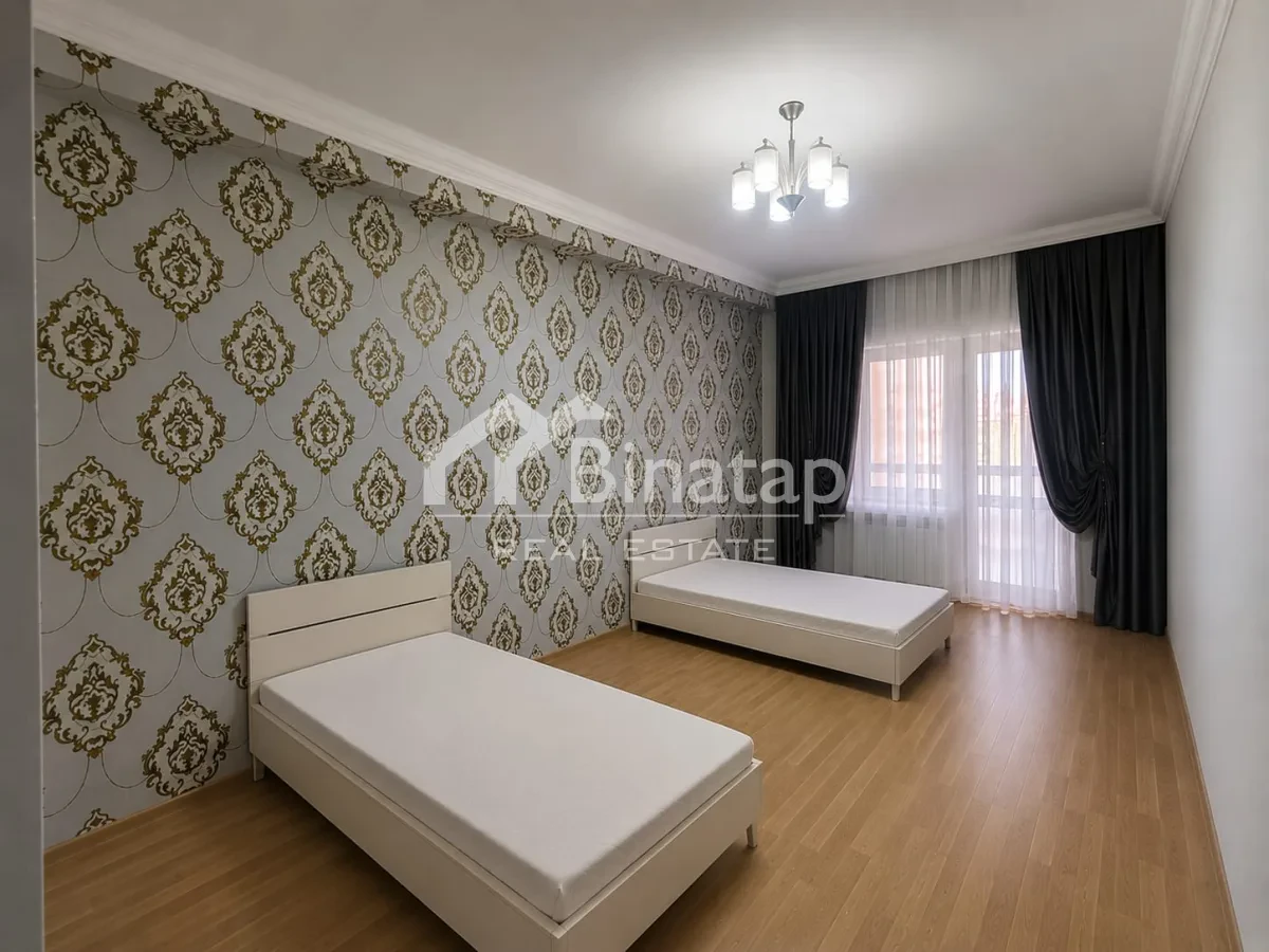 Сдаётся 3-комн. новостройка 115 м², м. Проспект Азадлыг — фото 1