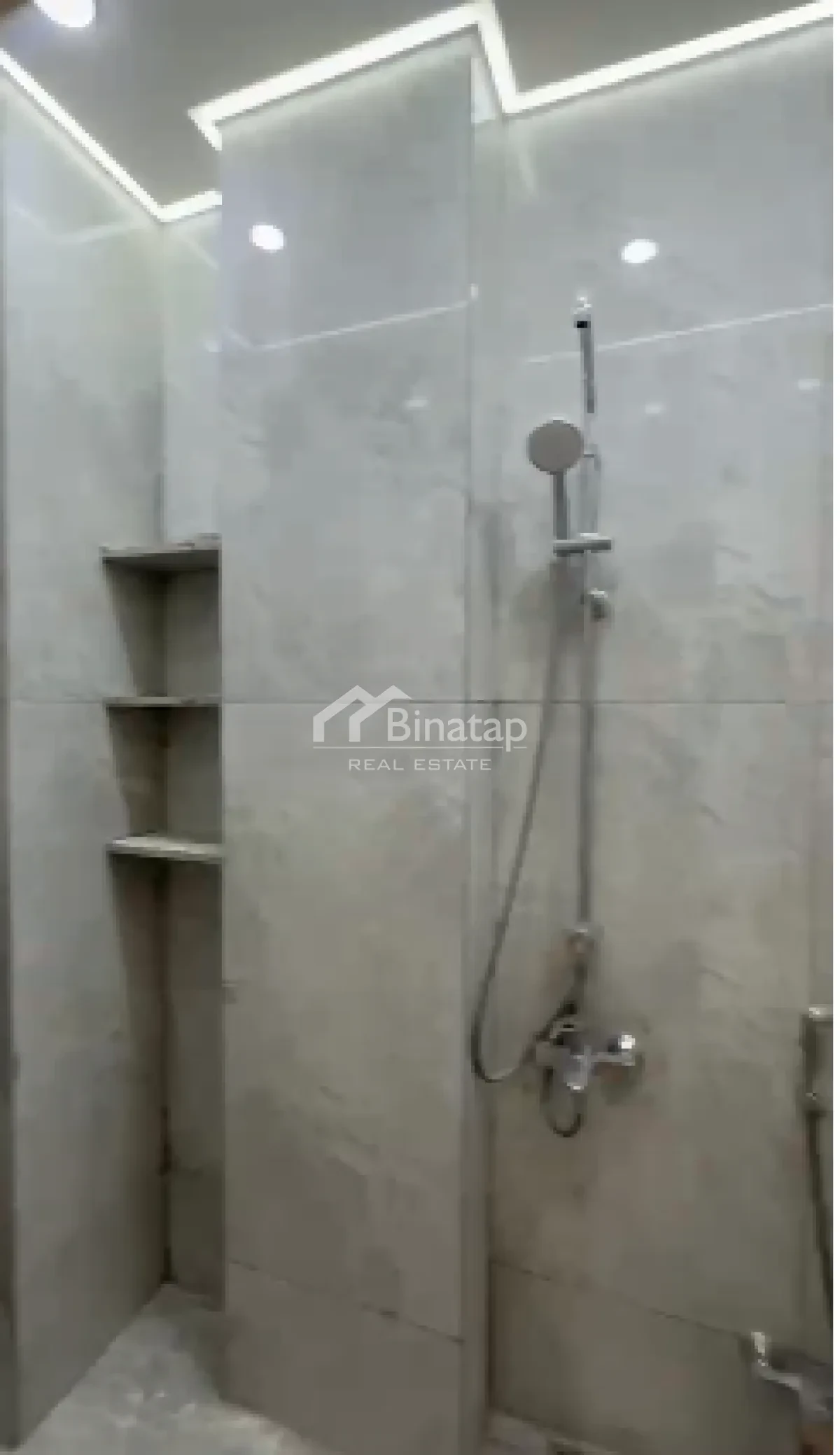 Продаётся 2-комн. новостройка 73 м², м. Гянджлик — фото 17
