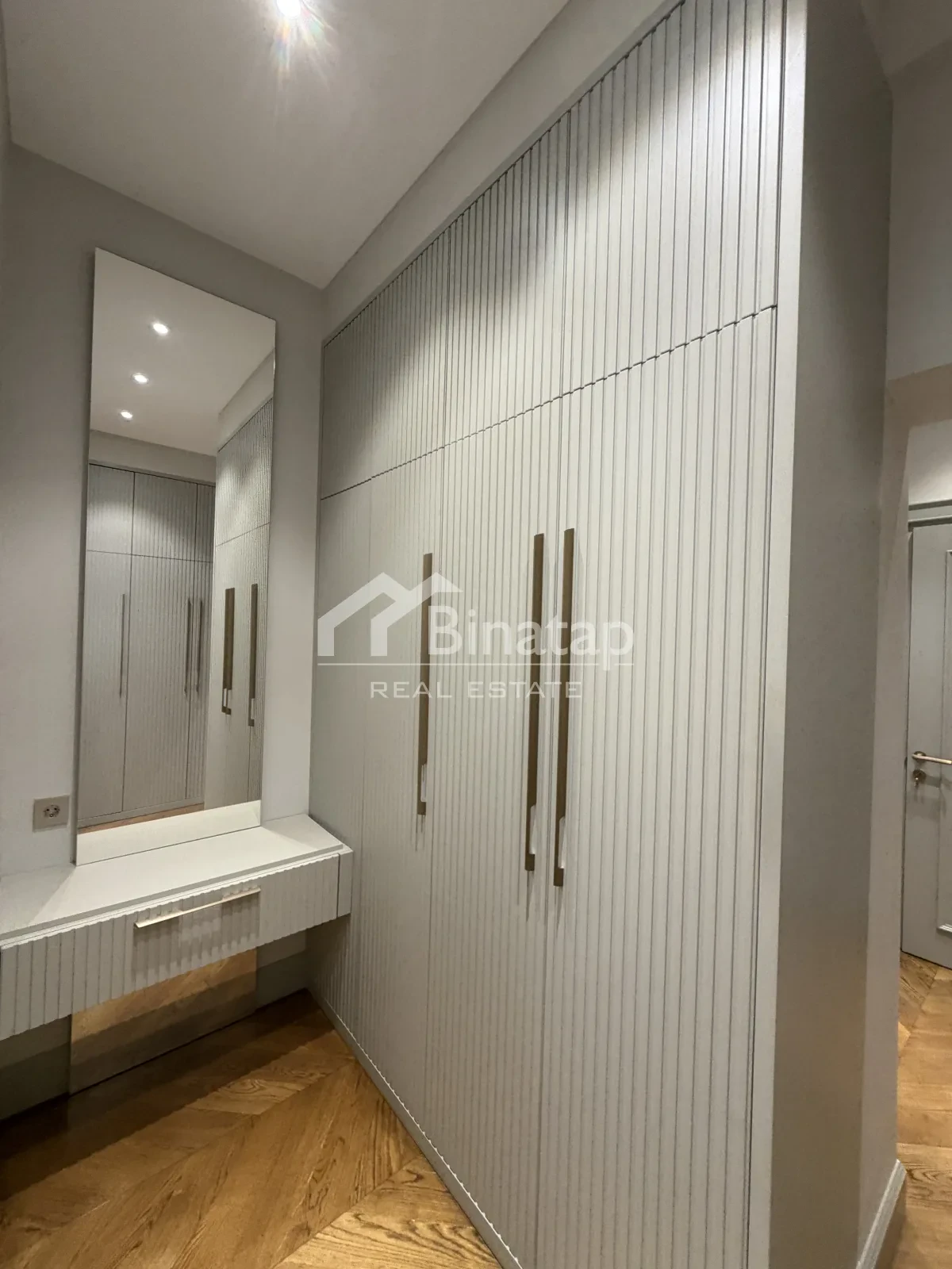 Продаётся 4-комн. новостройка 180 м², м. Ичеришехер — фото 10