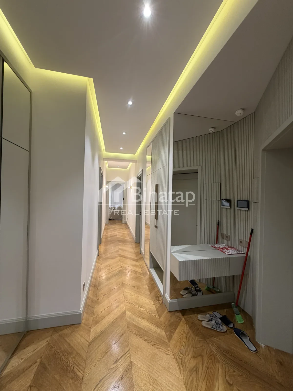 Продаётся 4-комн. новостройка 180 м², м. Ичеришехер — фото 13