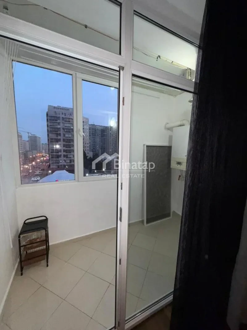 Satılır 2 otaqlı köhnə tikili 45 m², Gənclik m. — şəkil 11