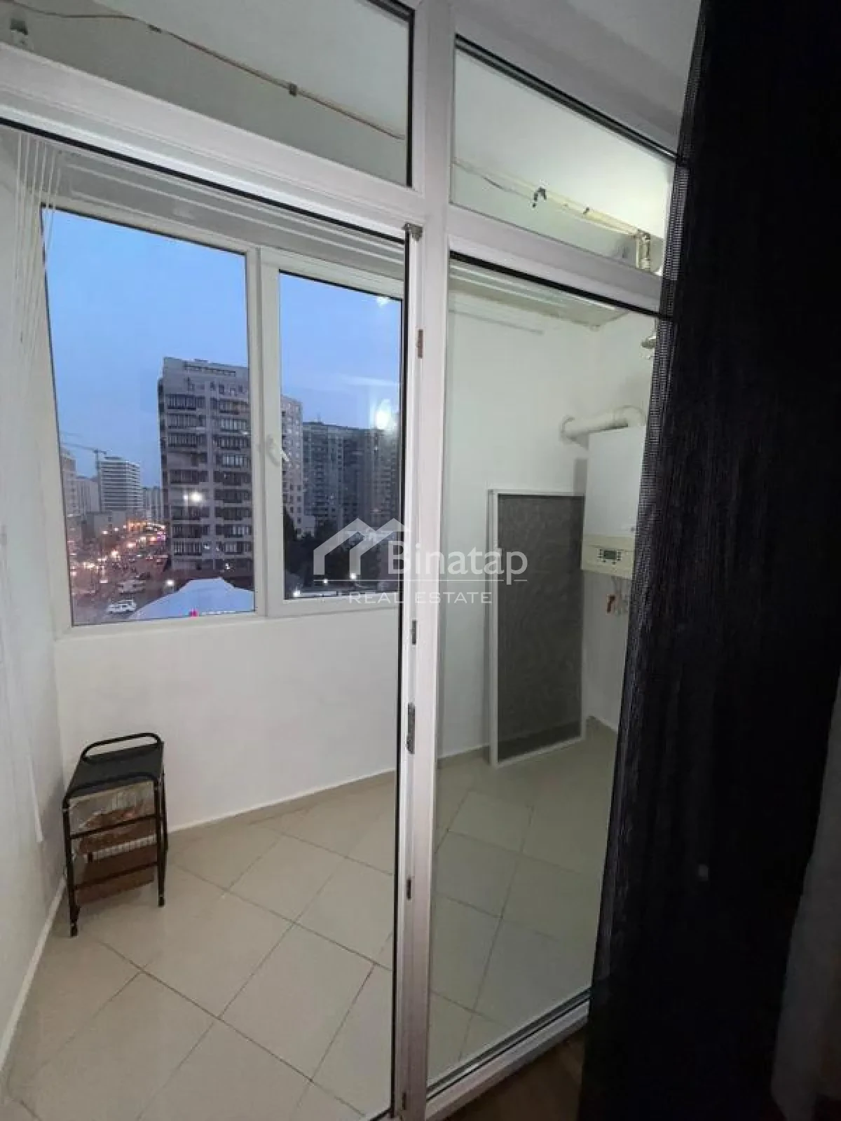 Satılır 2 otaqlı köhnə tikili 45 m², Gənclik m. — şəkil 11