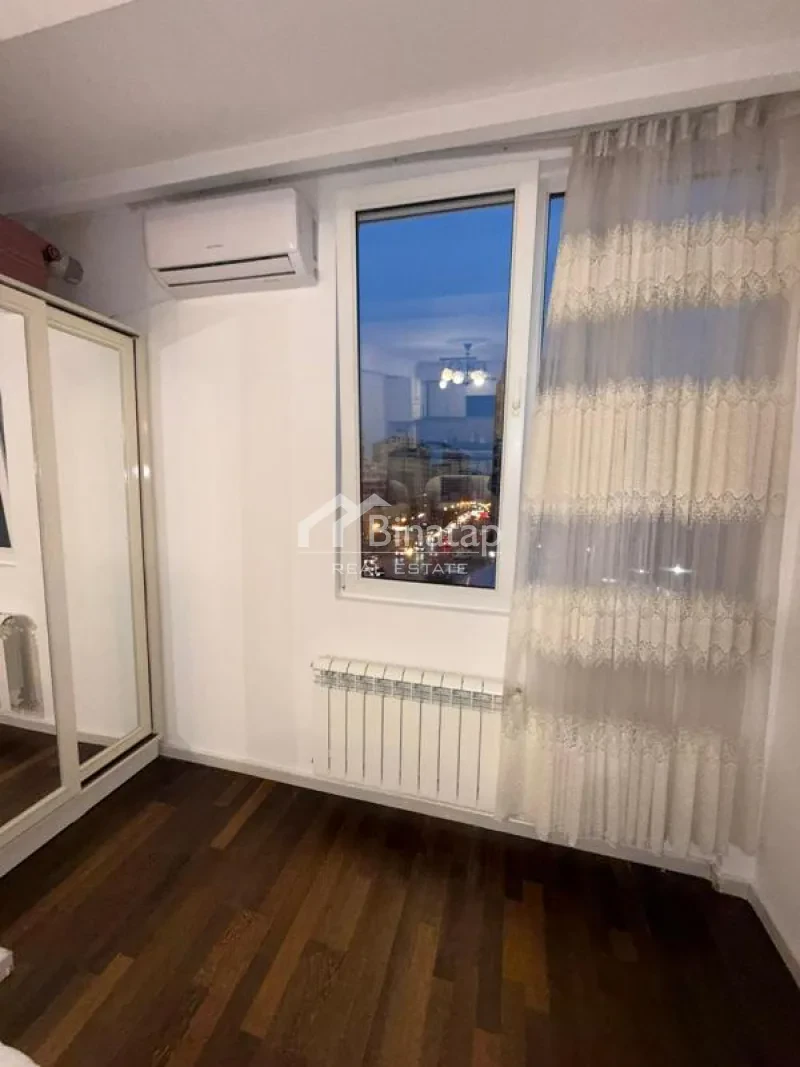 Satılır 2 otaqlı köhnə tikili 45 m², Gənclik m. — şəkil 14