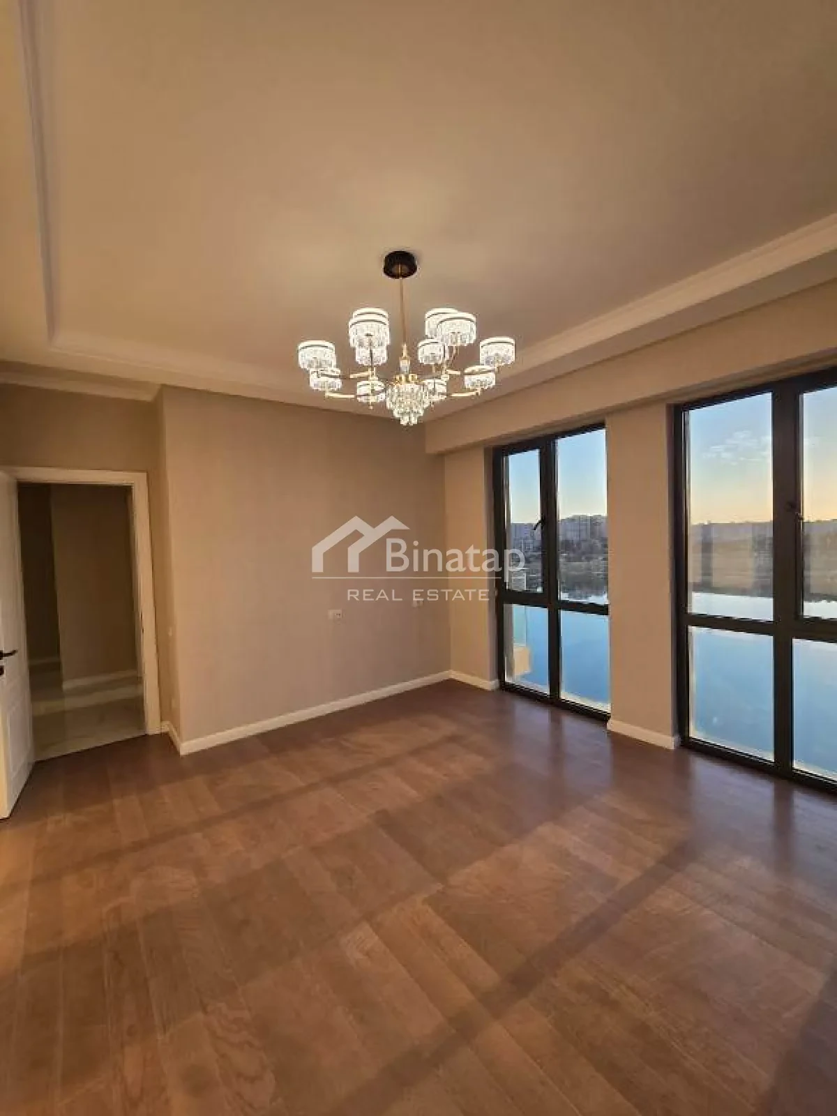 Satılır 3 otaqlı yeni tikili 83 m², Elmlər Akademiyası m. — şəkil 2