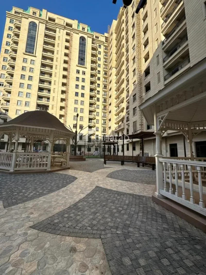 Satılır 4 otaqlı yeni tikili 211 m², Nizami m. — şəkil 12