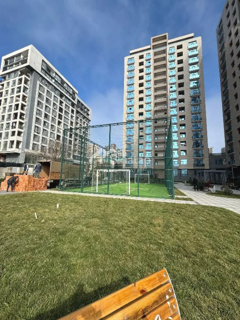 Satılır 3 otaqlı yeni tikili 120 m², 28 May m.