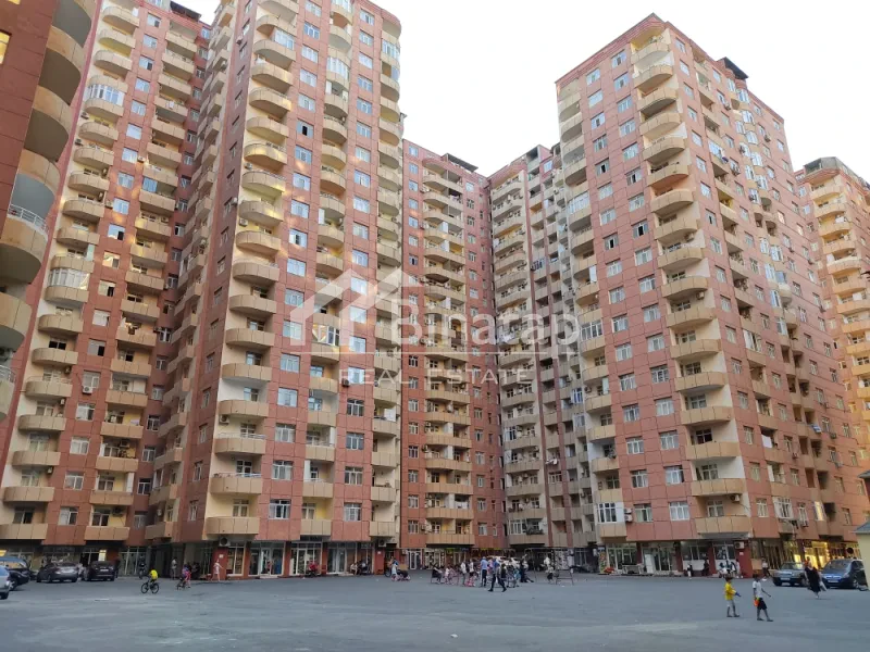 Satılır 2 otaqlı yeni tikili 80 m², İnşaatçılar m.
