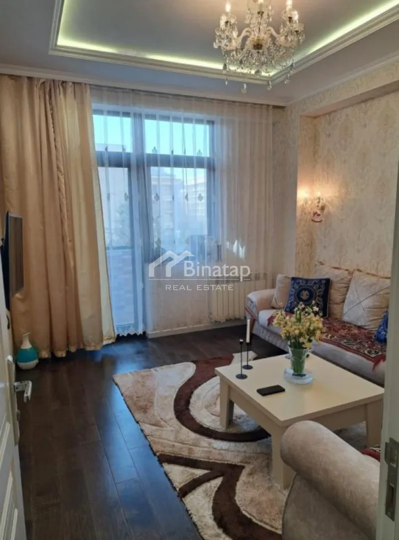 Satılır 2 otaqlı yeni tikili 69 m², 8 Noyabr m.