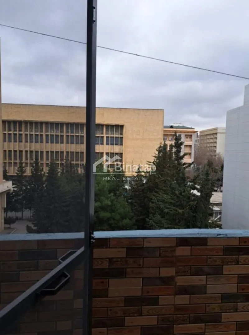 Satılır 2 otaqlı yeni tikili 69 m², 8 Noyabr m. — şəkil 15