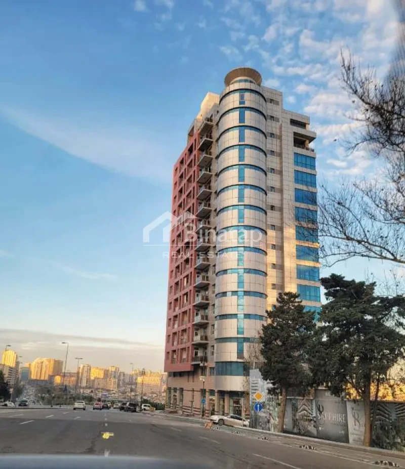 Продаётся 4-комн. новостройка 250 м², м. Ичеришехер