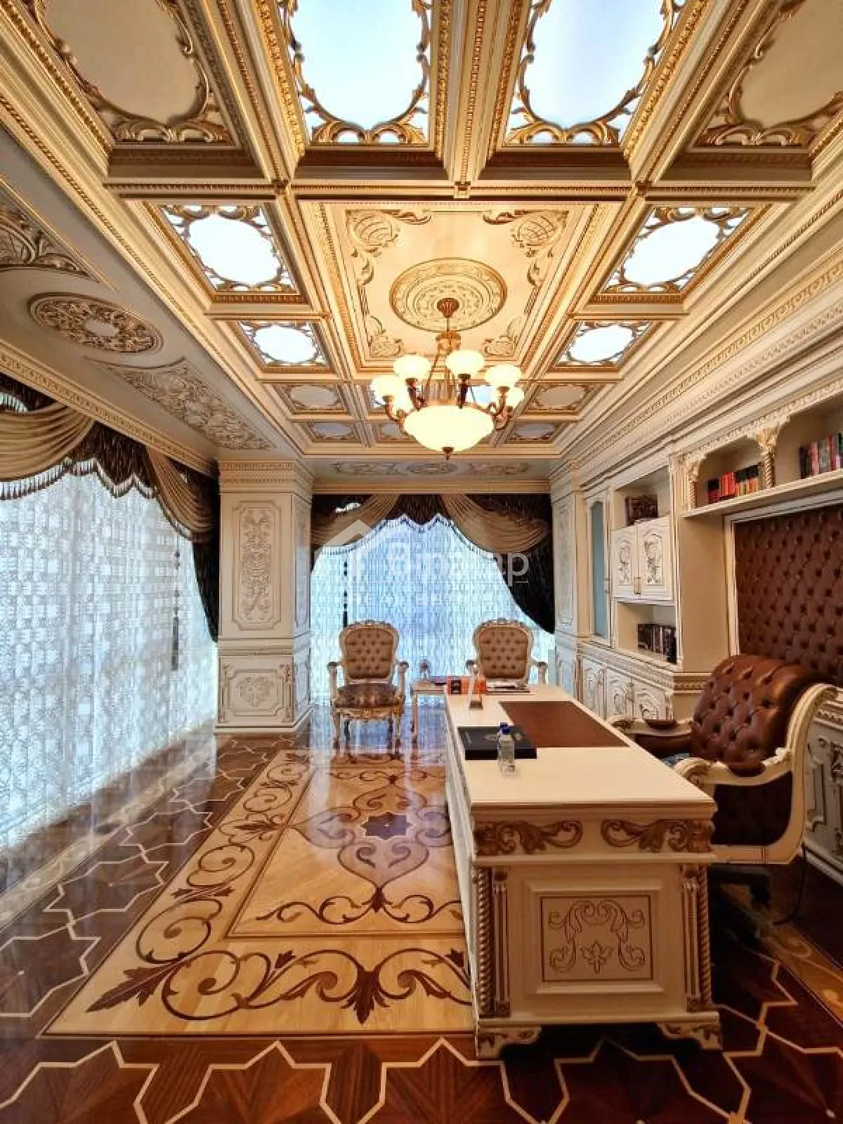 Satılır 4 otaqlı yeni tikili 250 m², İçərişəhər m. — şəkil 2