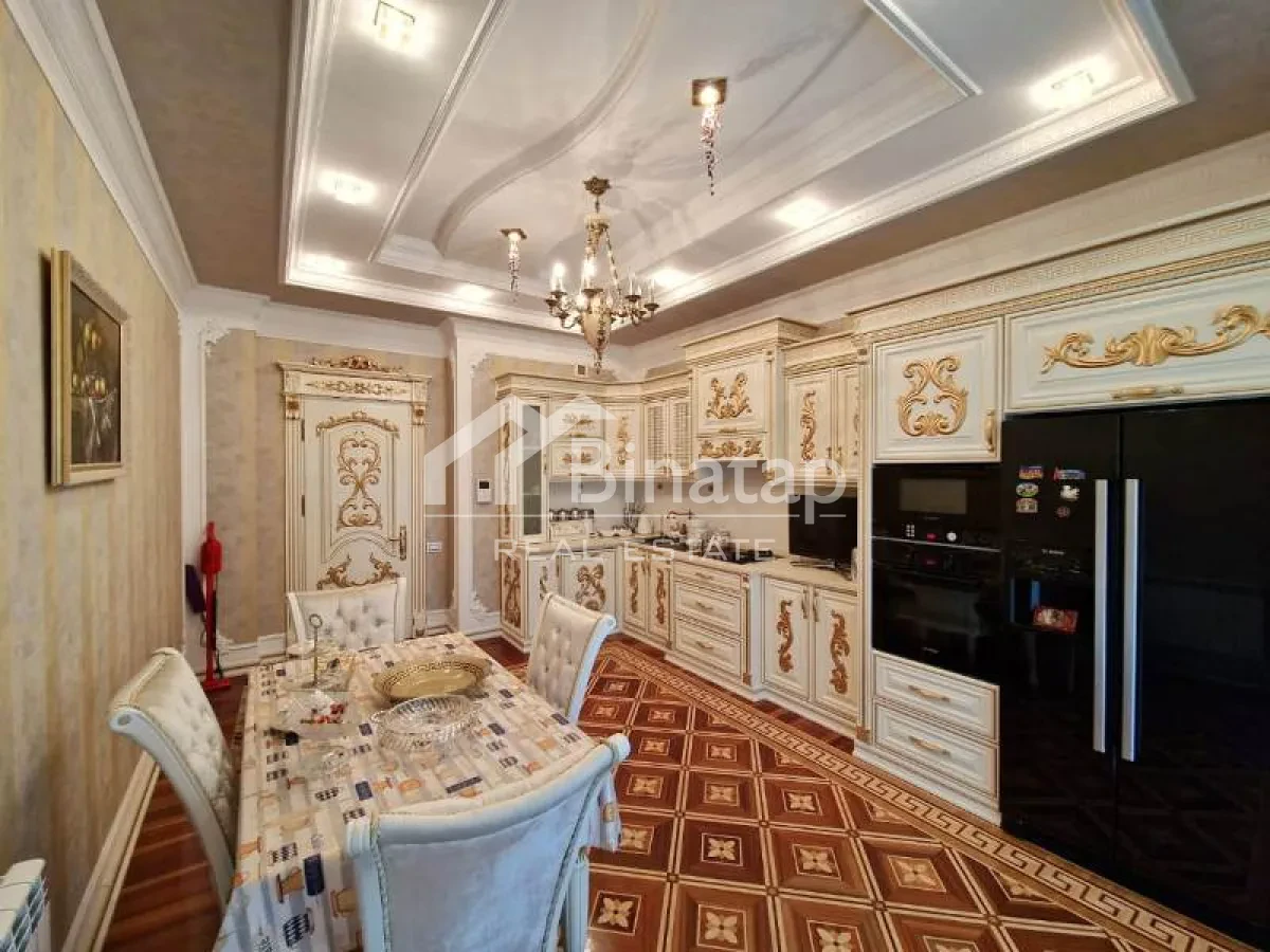 Satılır 4 otaqlı yeni tikili 250 m², İçərişəhər m. — şəkil 11