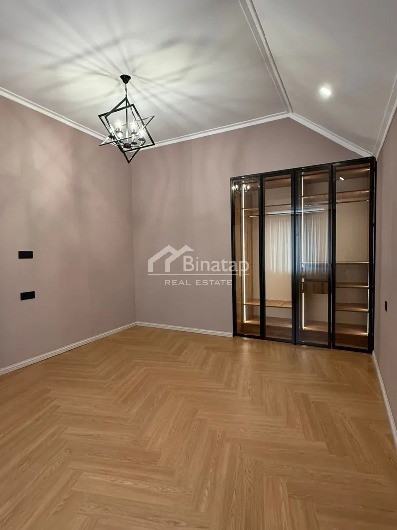 Satılır 5 otaqlı həyət evi / bağ evi 220 m², Badamdar qəs. — şəkil 8
