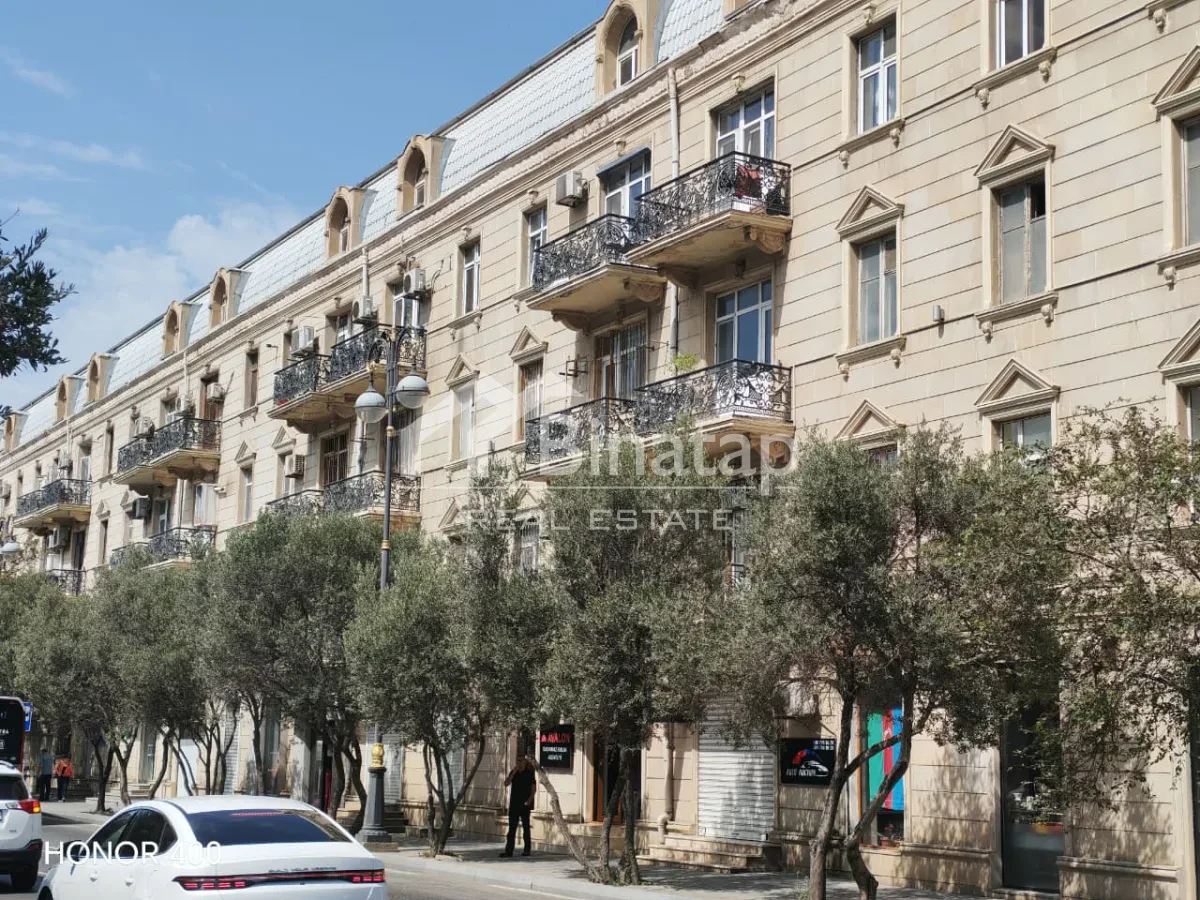 Satılır 3 otaqlı köhnə tikili 80 m², Xətai m. — şəkil 18