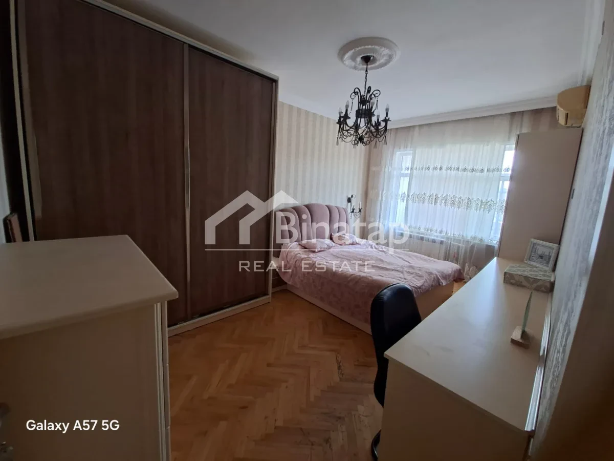 Продаётся 3-комн. квартира 85 м², м. Нефтчиляр — фото 3