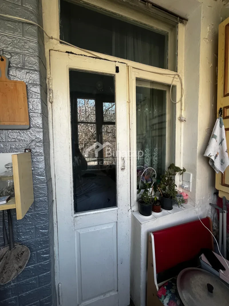 Satılır 3 otaqlı köhnə tikili 54.40 m², Qara Qarayev m. — şəkil 11