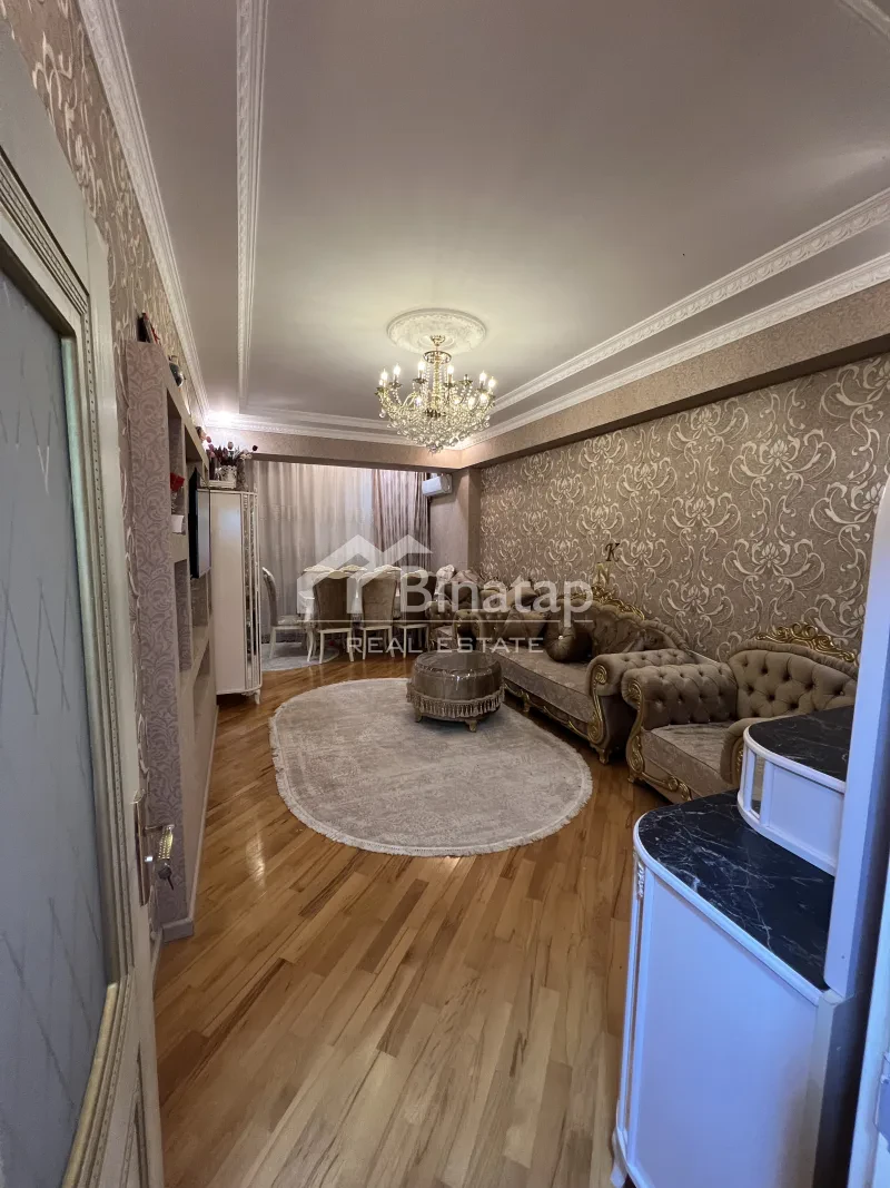 Satılır 2 otaqlı yeni tikili 62 m², İnşaatçılar m.
