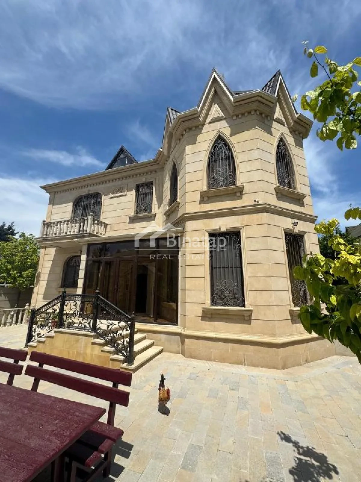 Satılır 7 otaqlı həyət evi / bağ evi 203 m², Mehdiabad qəs. — şəkil 1