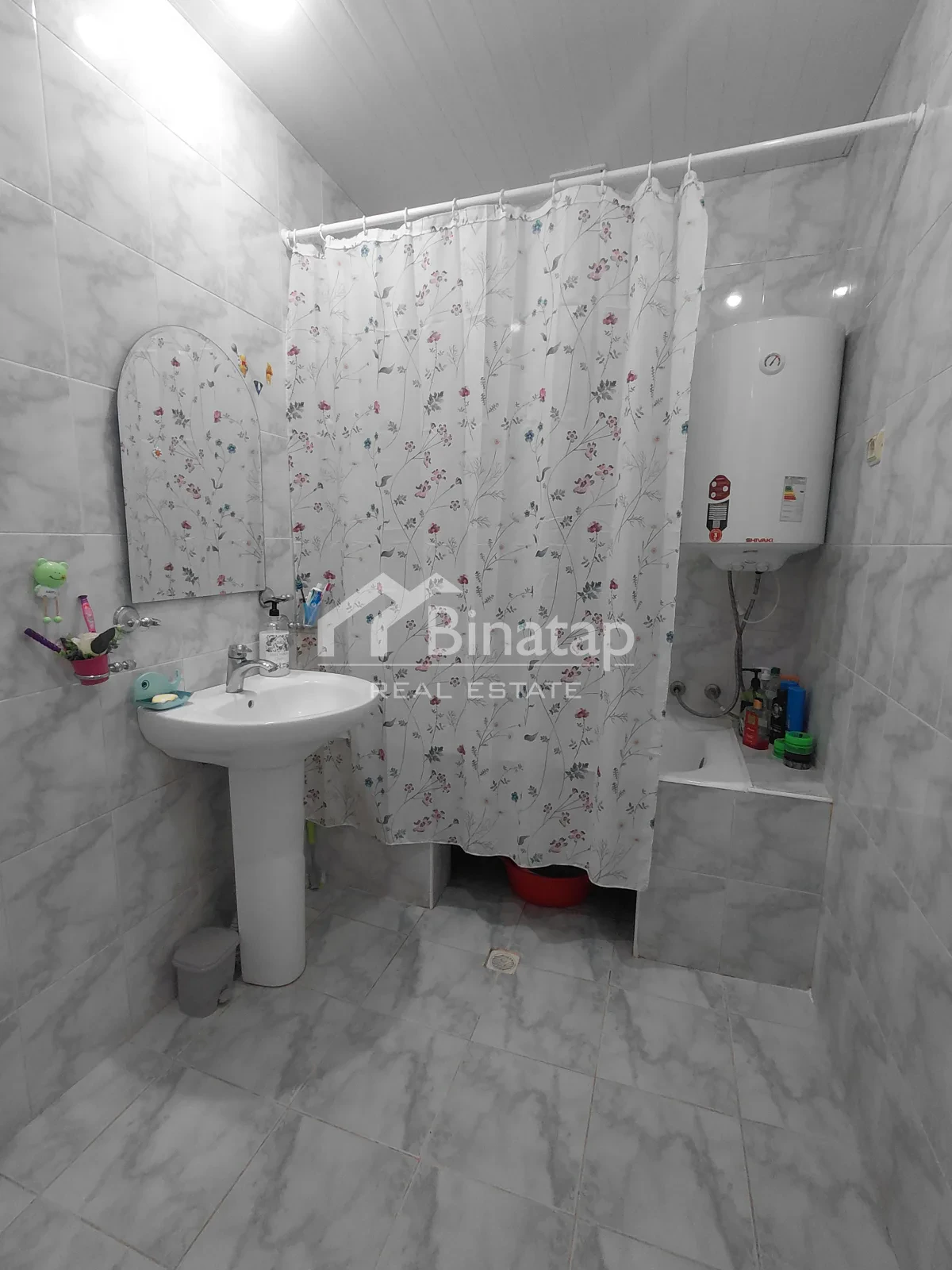 Продаётся 2-комн. квартира 72 м², м. Мемар Аджеми — фото 13