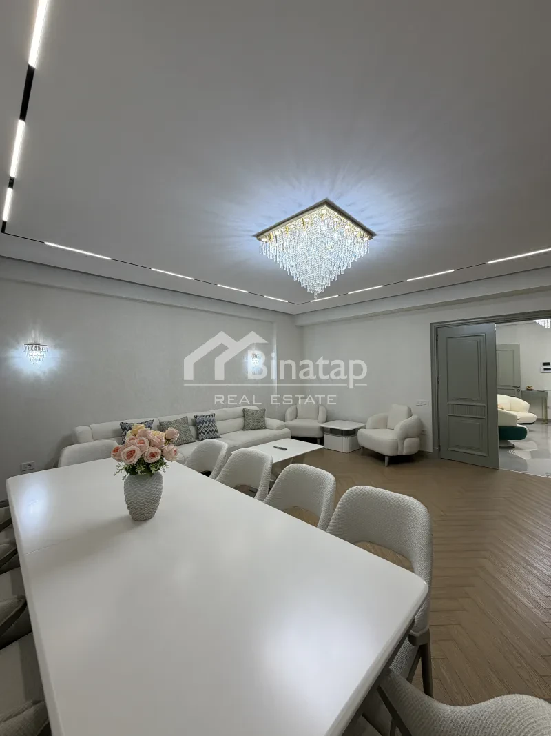 Satılır 4 otaqlı yeni tikili 186 m², 28 May m. — şəkil 3