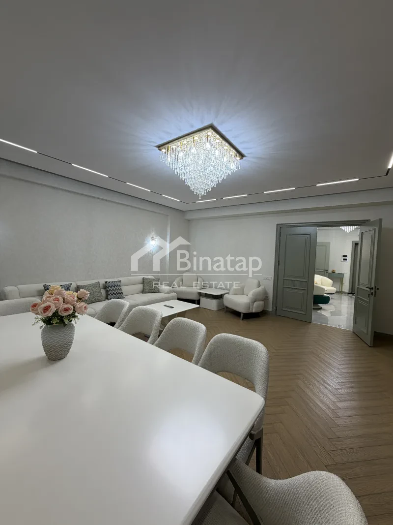 Satılır 4 otaqlı yeni tikili 186 m², 28 May m. — şəkil 4