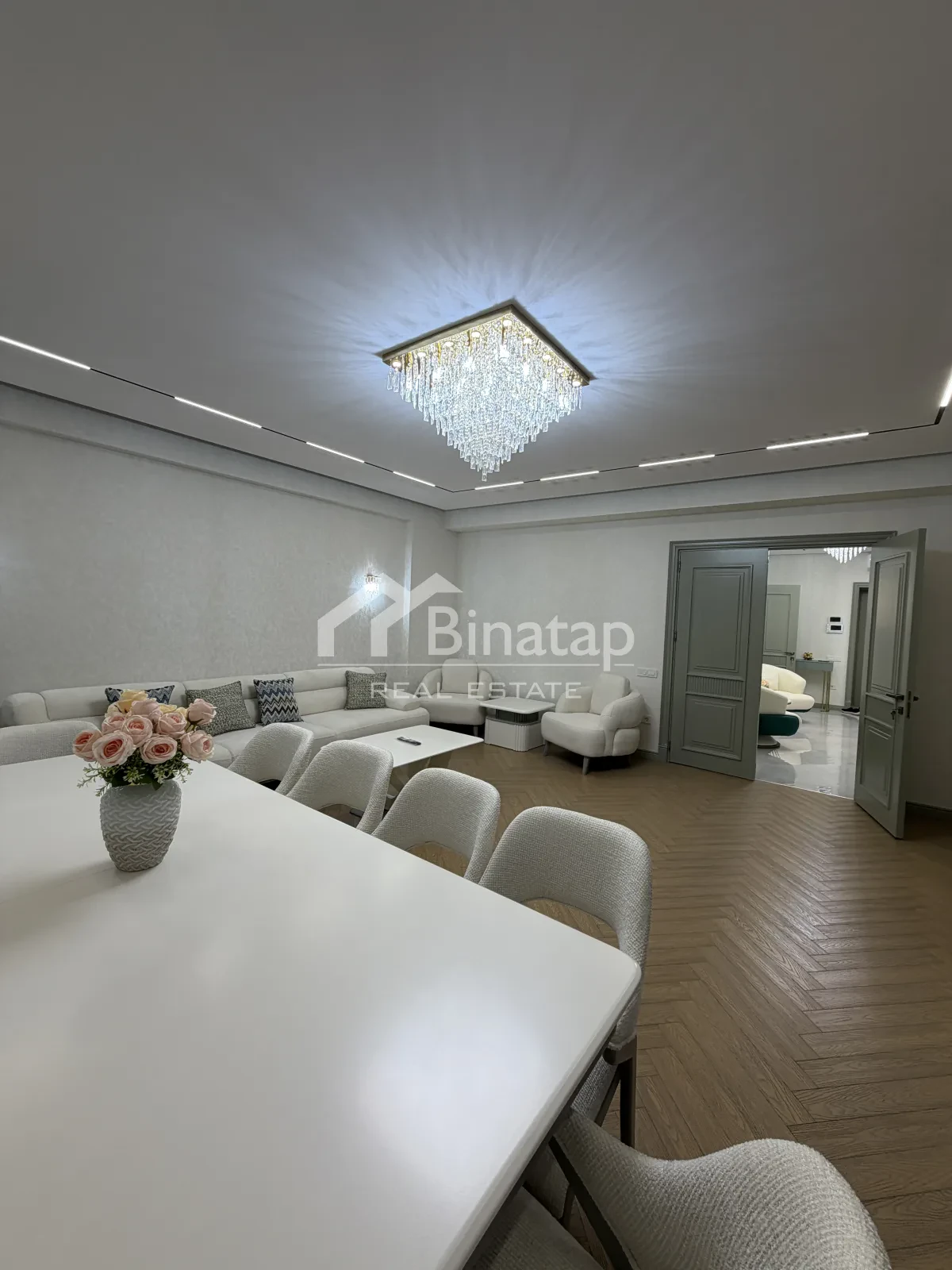 Satılır 4 otaqlı yeni tikili 186 m², 28 May m. — şəkil 4