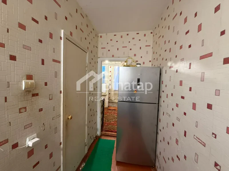 Satılır 1 otaqlı köhnə tikili 42 m², İnşaatçılar m. — şəkil 9