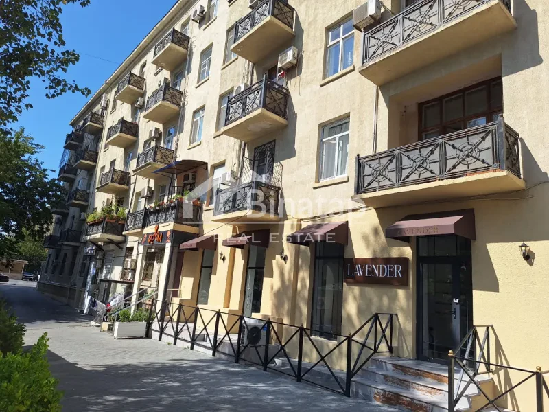 Satılır 2 otaqlı köhnə tikili 55 m², Nizami m.