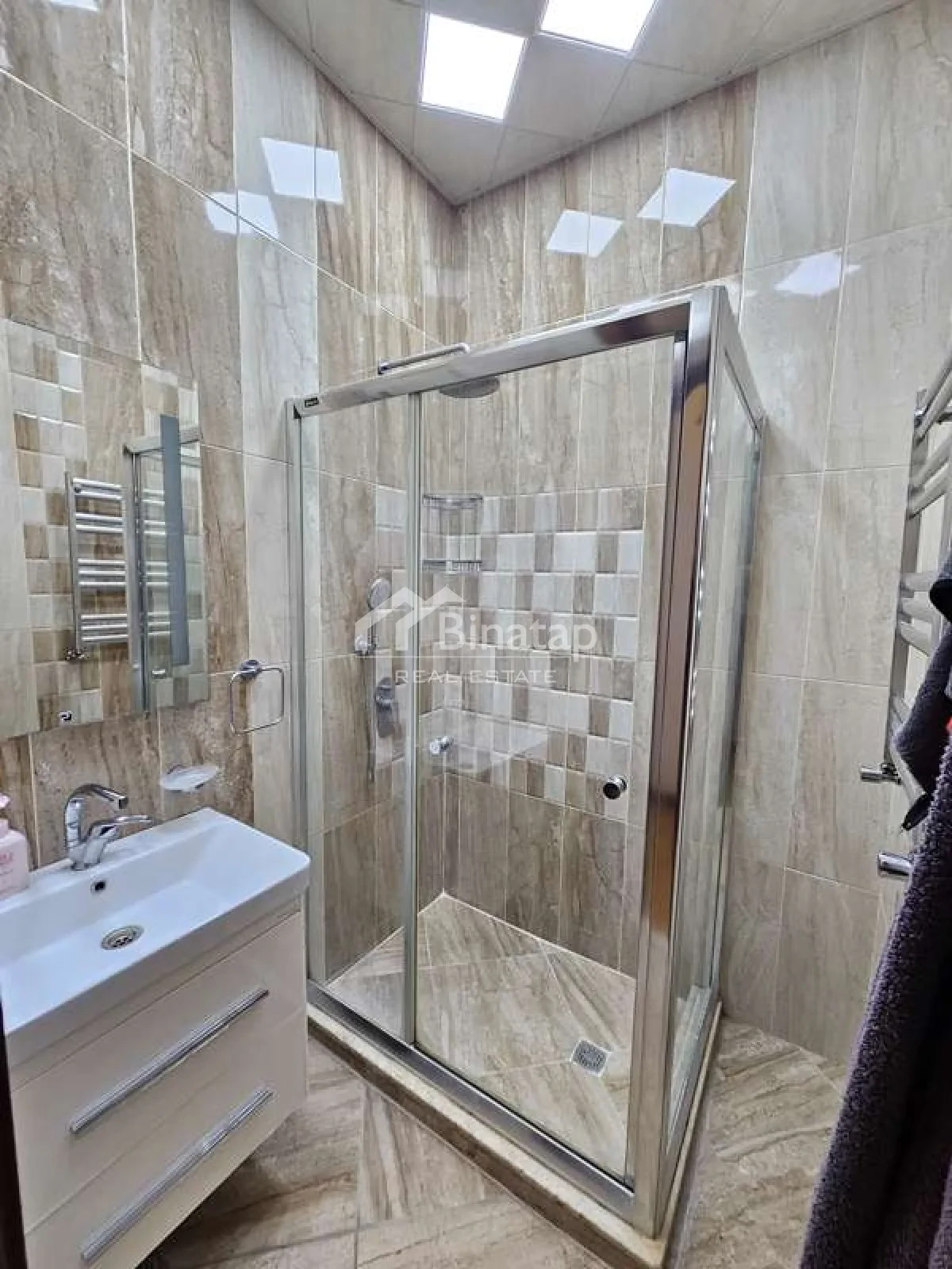 İcarəyə verilir 3 otaqlı yeni tikili 110 m², 28 May m. — şəkil 10