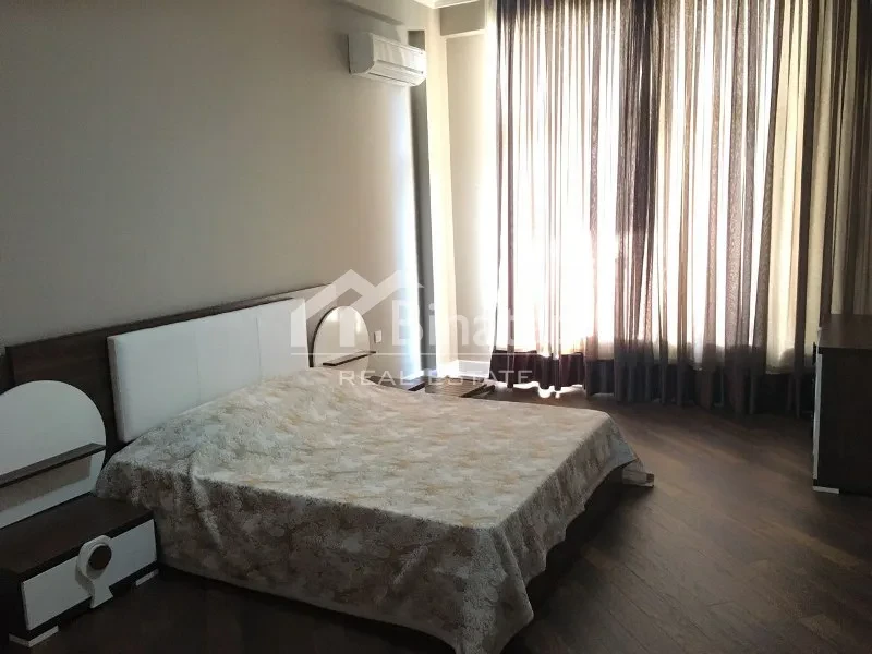 İcarəyə verilir 3 otaqlı yeni tikili 160 m², 28 May m. — şəkil 8