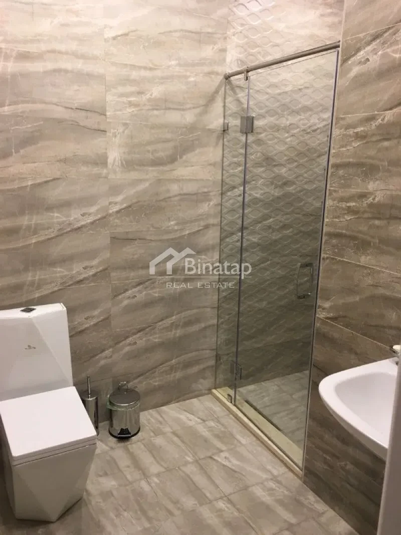 İcarəyə verilir 3 otaqlı yeni tikili 160 m², 28 May m. — şəkil 14